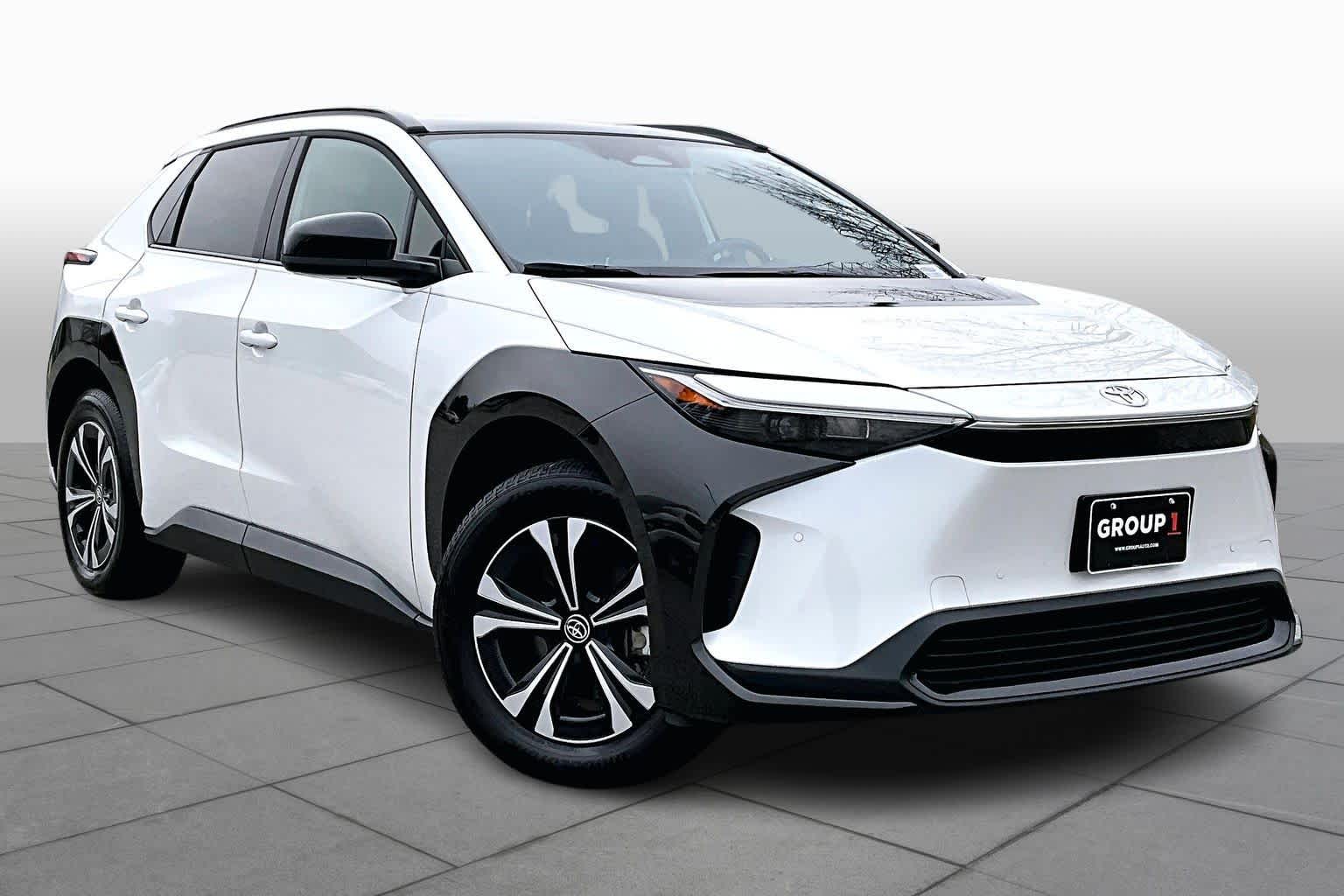 Used 2024 Toyota bZ4X XLE with VIN JTMABACA8RA055604 for sale in Bowie, MD