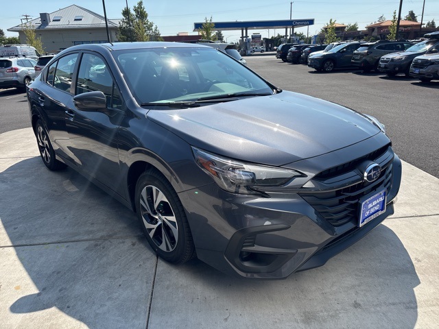 2025 Subaru Legacy Premium photo 3