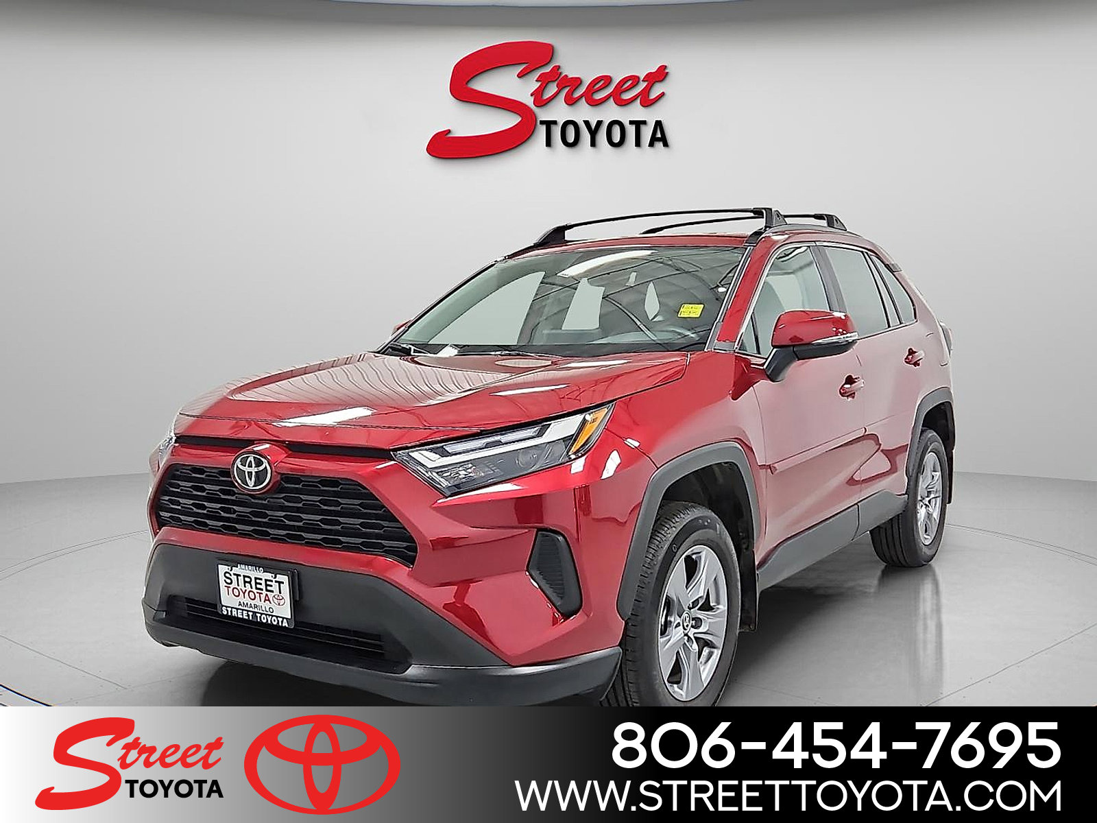 2022 Toyota RAV4 XLE's photo