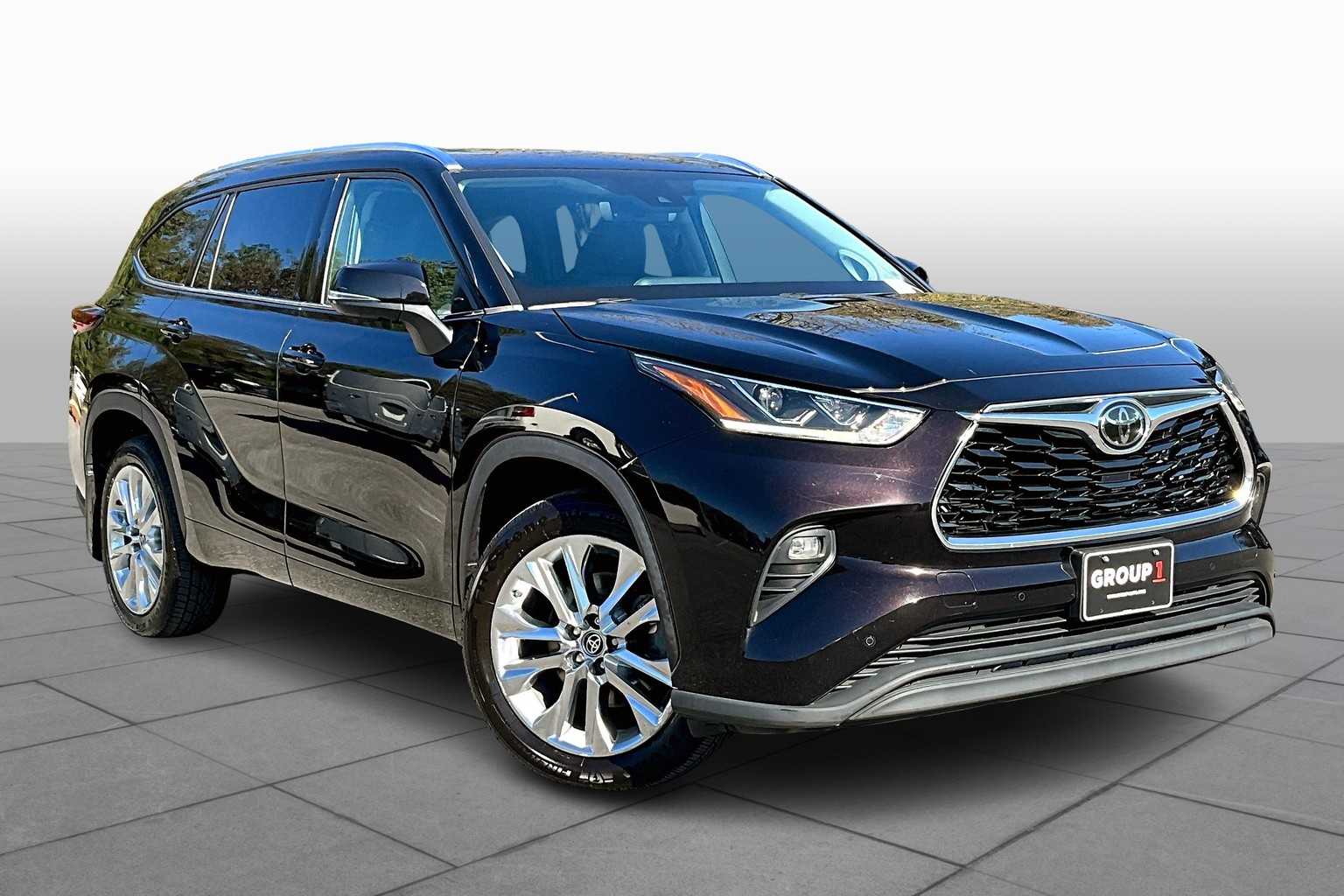 2020 Toyota Highlander Limited photo 2