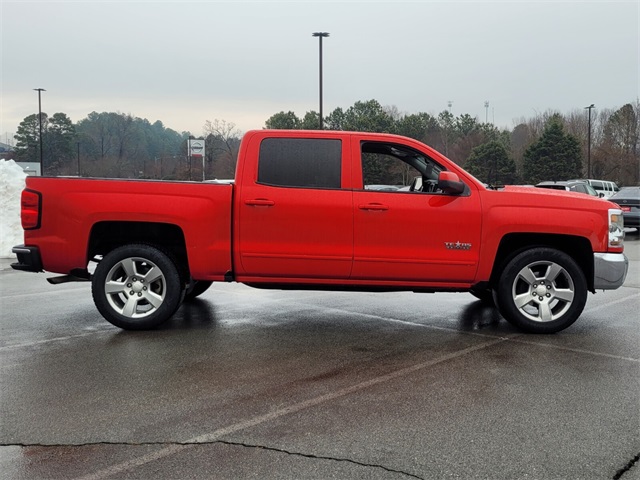 Used 2017 Chevrolet Silverado 1500 LT with VIN 3GCPCREC2HG485701 for sale in Little Rock