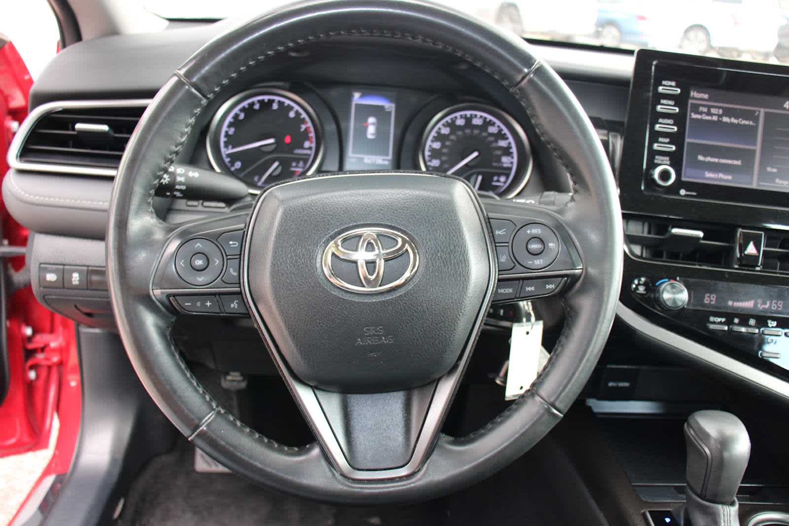 2024 Toyota Camry SE photo 16