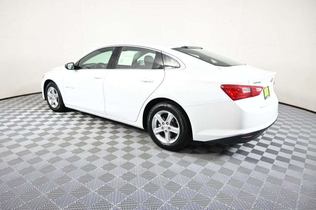 2023 Chevrolet Malibu 1LT photo 4