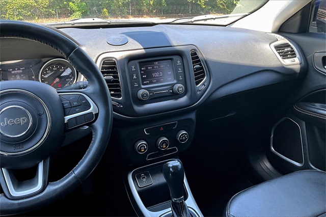 2018 Jeep Compass Latitude photo 9