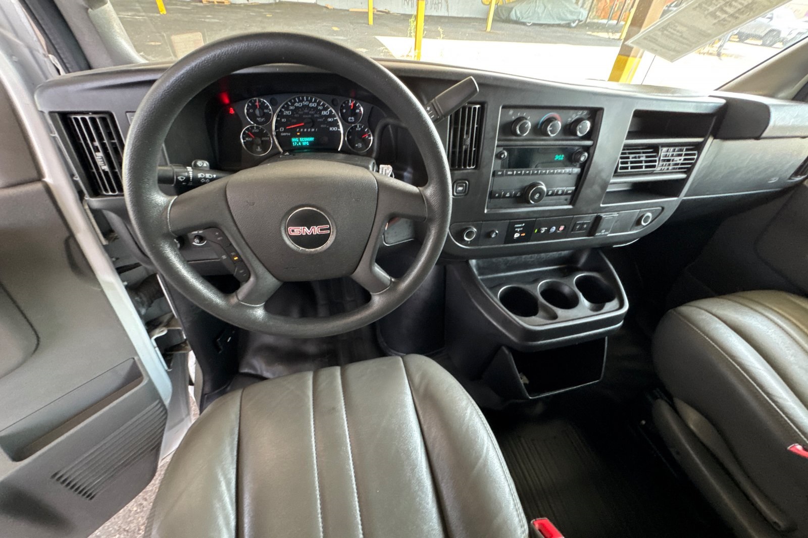 2020 Gmc Savana Cargo 2500 photo 11