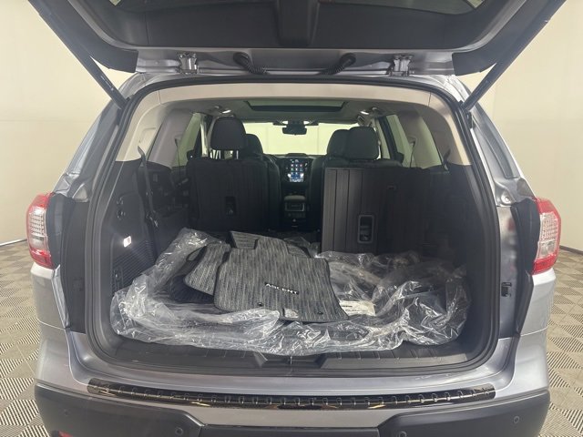 2025 Subaru Ascent Onyx Edition Touring photo 4