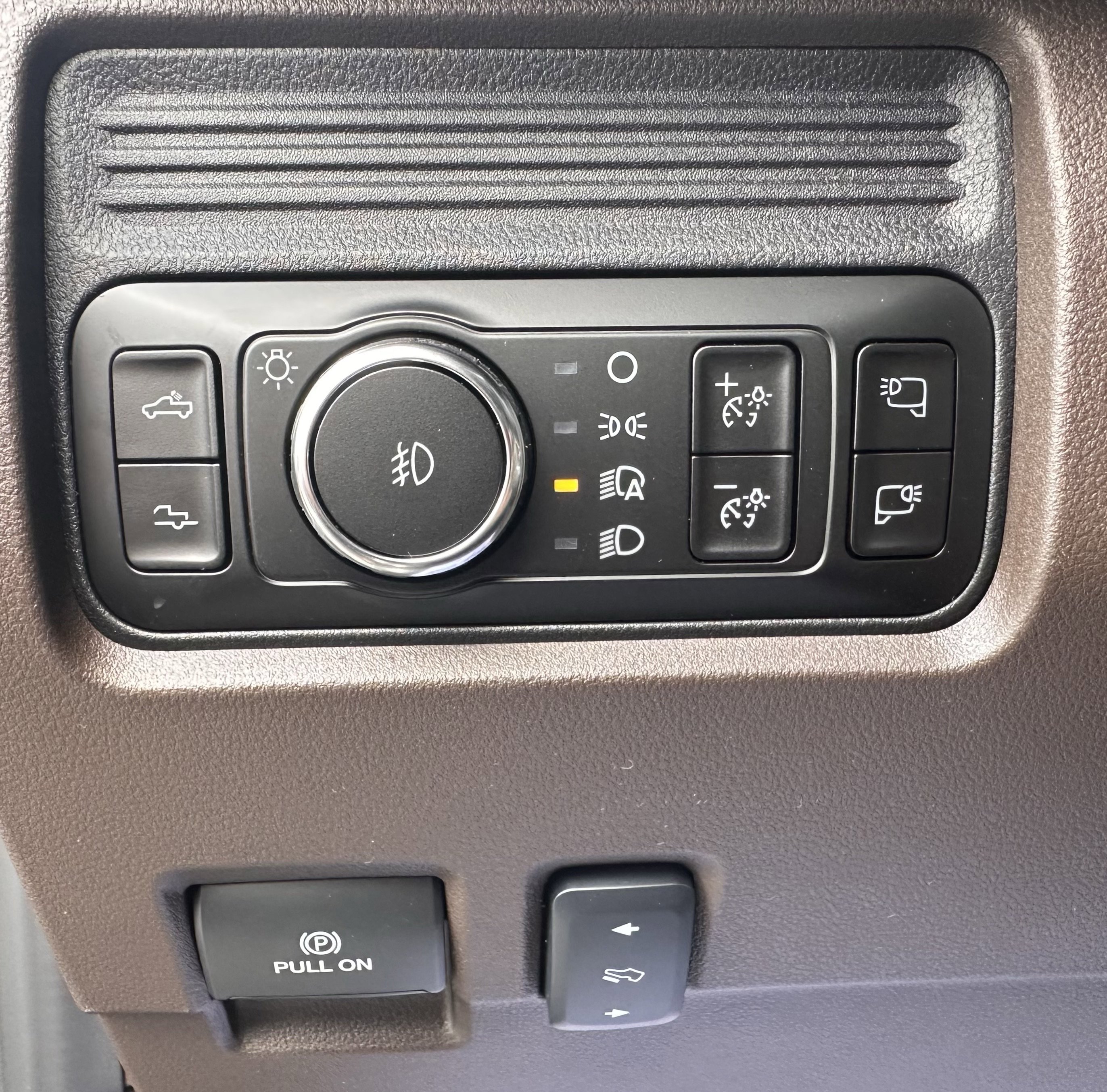 2026 Ford F-250 King Ranch photo 3
