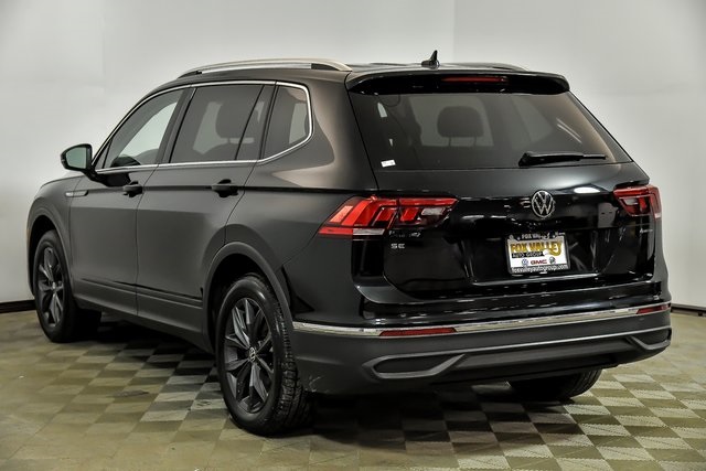 2022 Volkswagen Tiguan SE photo 2