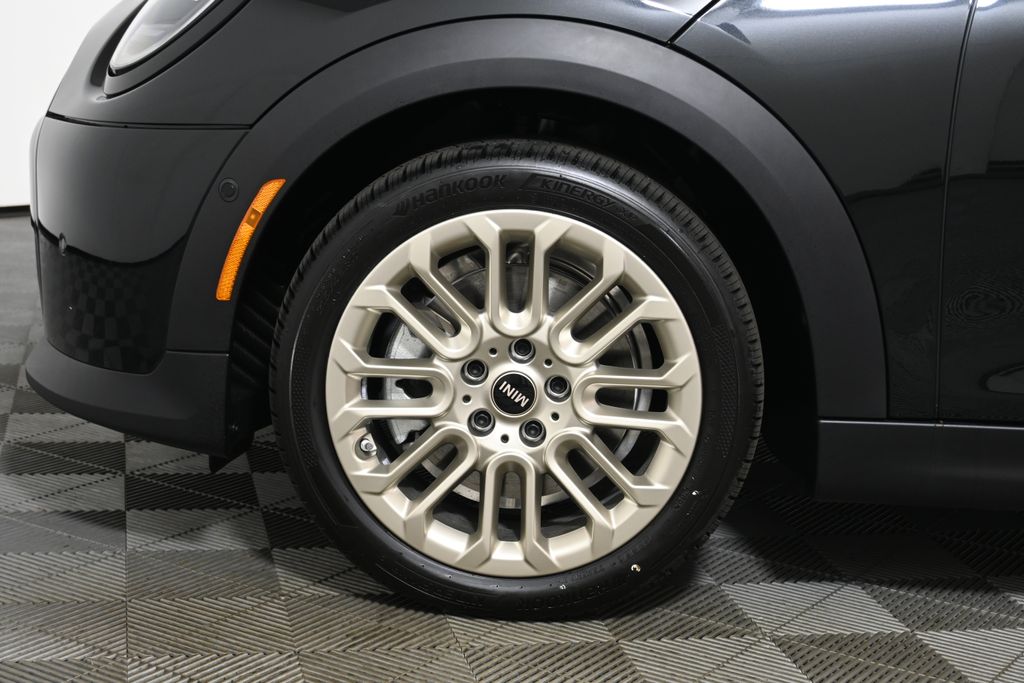 2026 Mini Cooper Hardtop S 4 Door Iconic photo 11