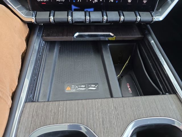 2024 Gmc Acadia Denali photo 20