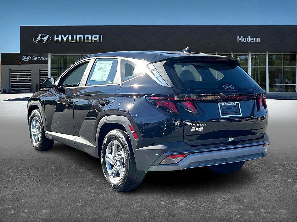 2026 Hyundai Tucson SE photo 2