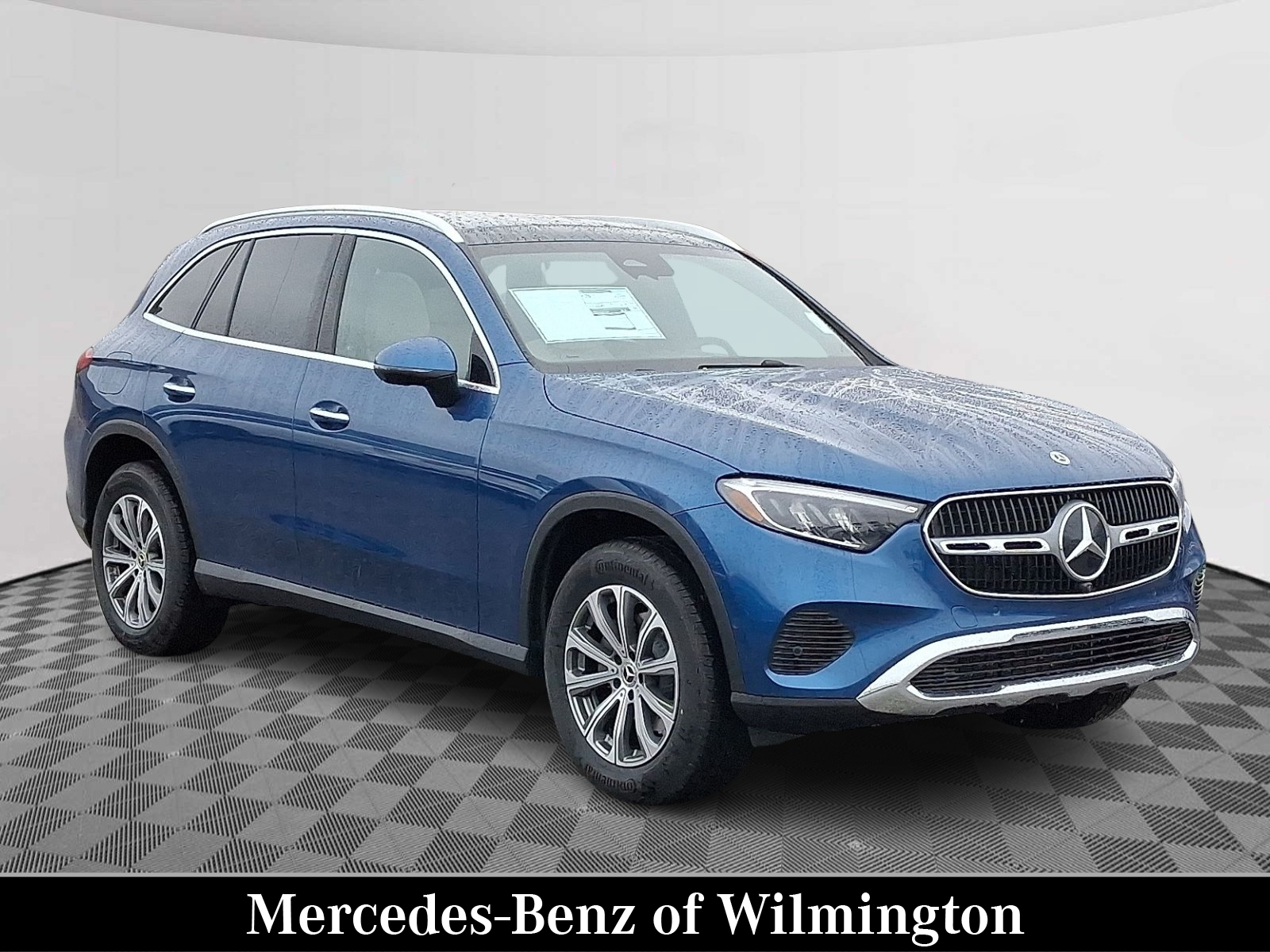 2026 Mercedes-Benz GLC Base's photo