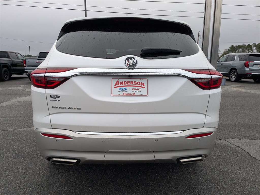2021 Buick Enclave Essence photo 4