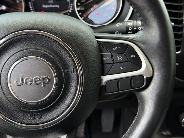 2017 Jeep Compass Sport photo 13