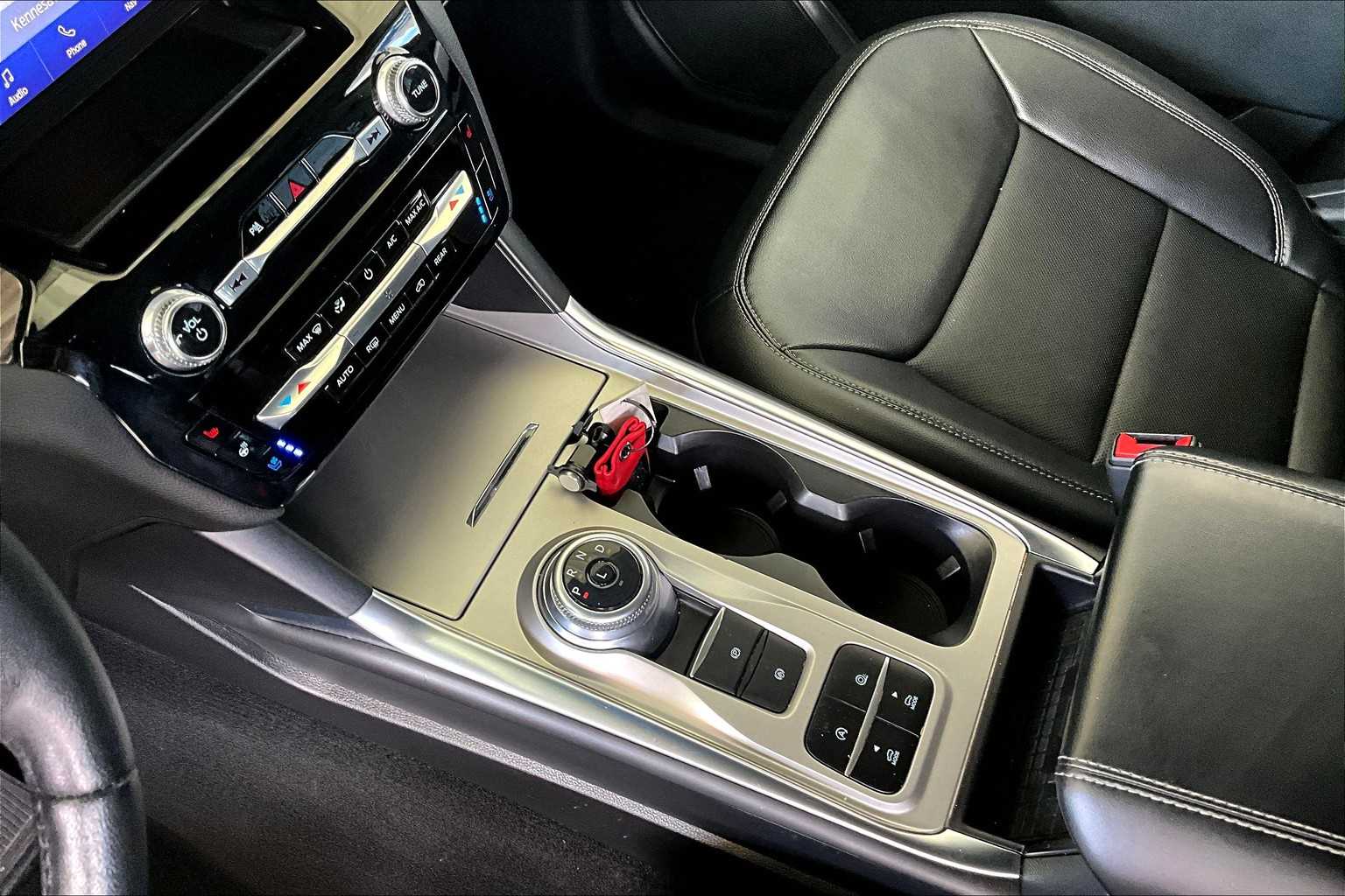 2024 Ford Explorer Limited photo 15