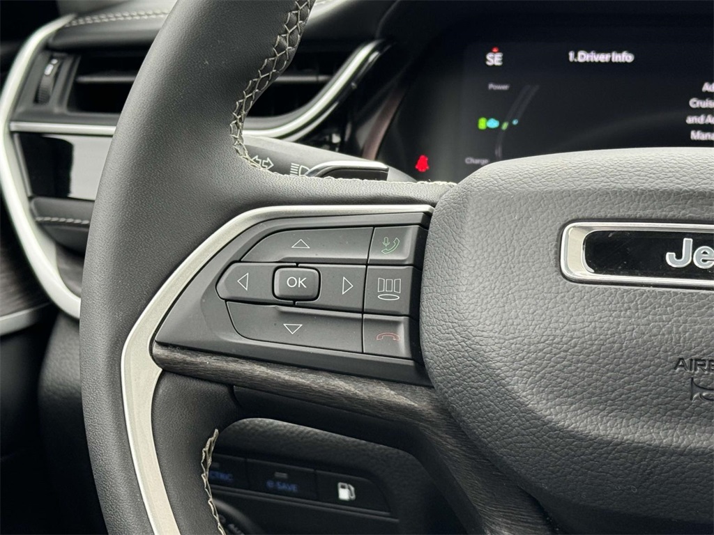 2022 Jeep Cherokee Limited 4xe photo 22