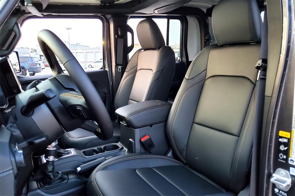 2025 Jeep Gladiator Texas Trail photo 8