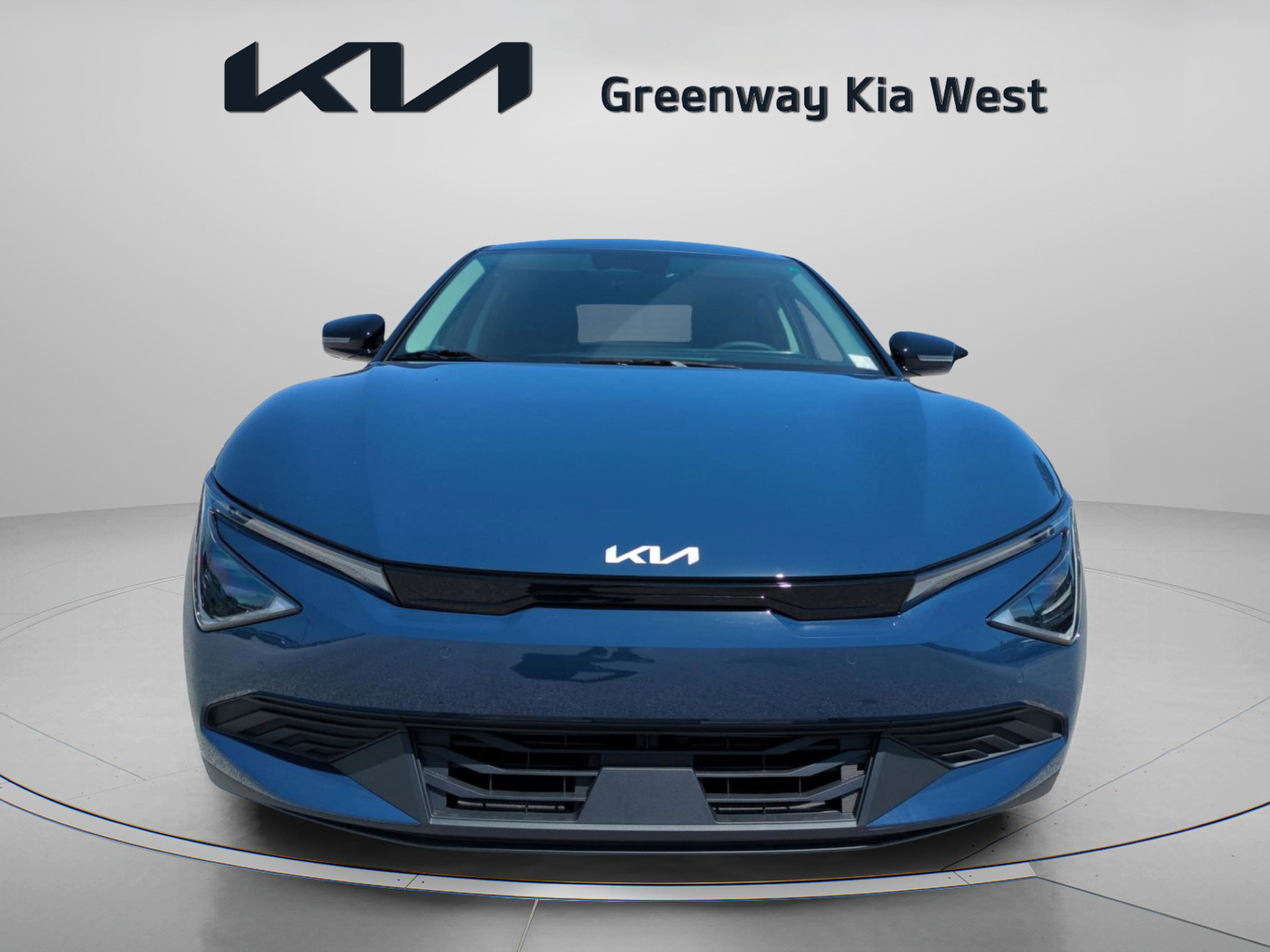 2025 Kia EV6 Light photo 2