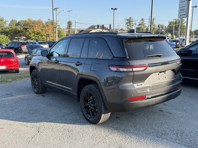 2025 Jeep Grand Cherokee Altitude X photo 8