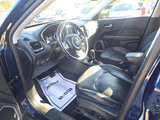 2018 Jeep Compass Limited photo 12
