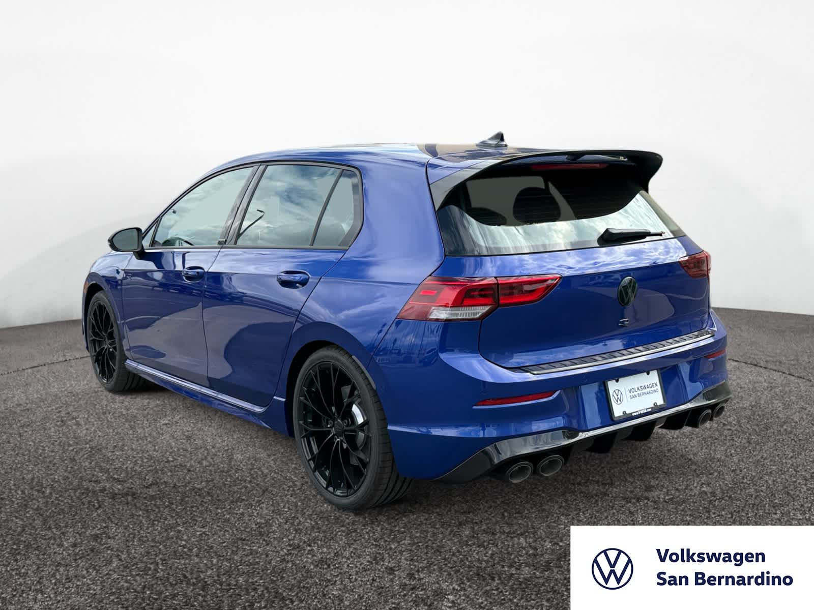 2025 Volkswagen Golf R photo 3