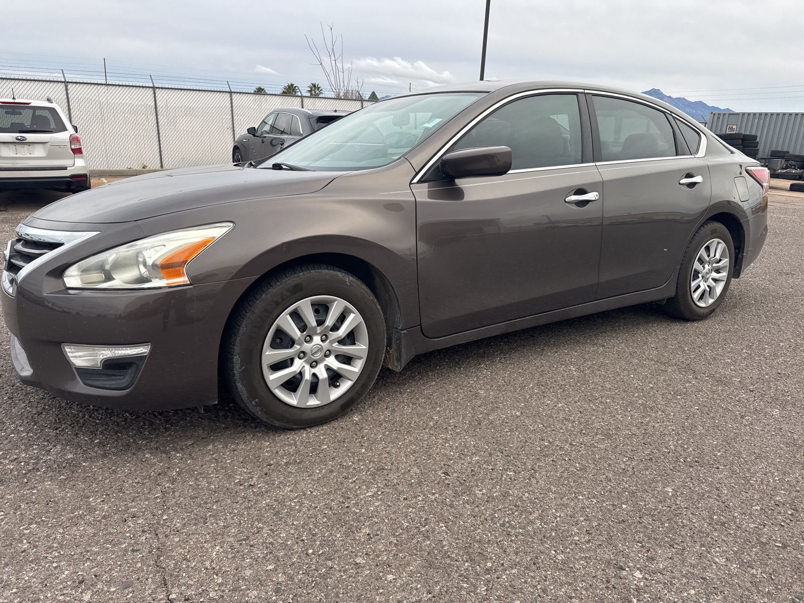 2015 Nissan Altima S's photo