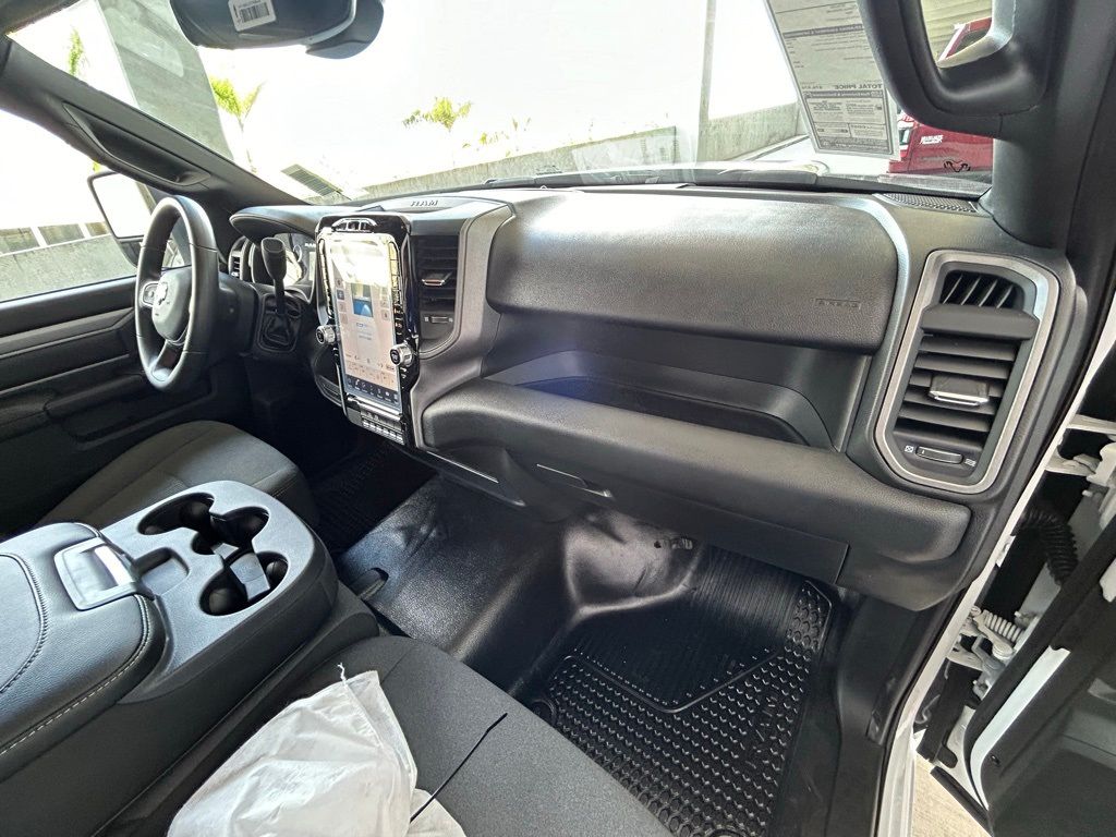 2024 Ram 3500 Tradesman photo 15