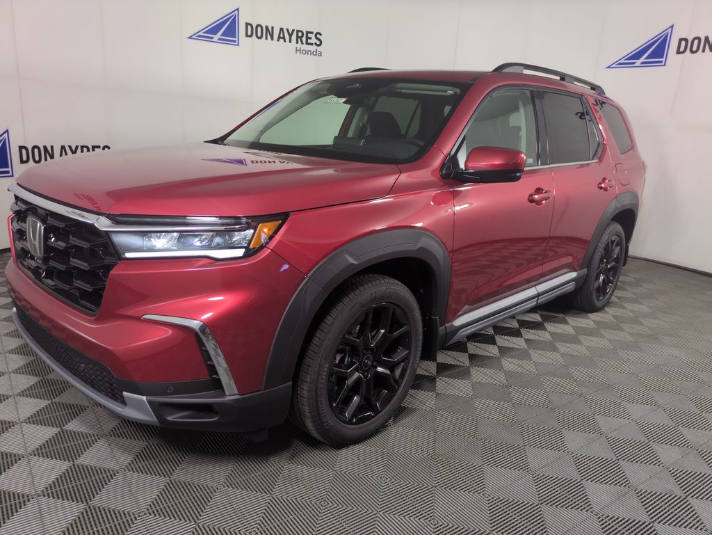 2025 Honda Pilot Touring's photo