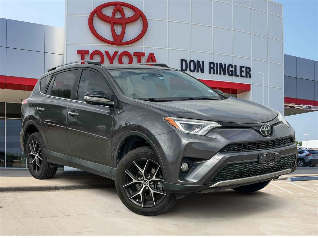 2018 Toyota RAV4 SE
