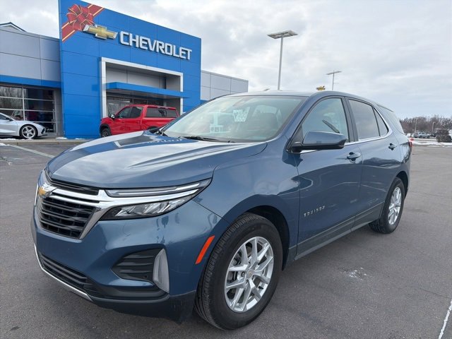 2024 Chevrolet Equinox LT's photo
