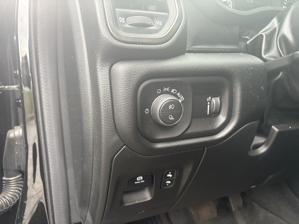 2022 Ram 1500 Rebel photo 9