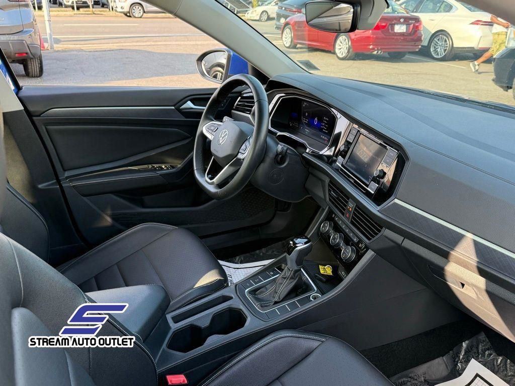 2024 Volkswagen Jetta 1.5T SE photo 6