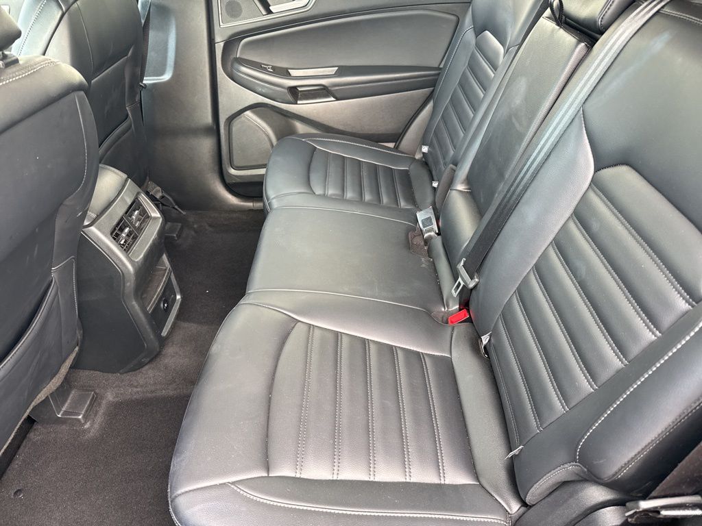 2024 Ford Edge SEL photo 33