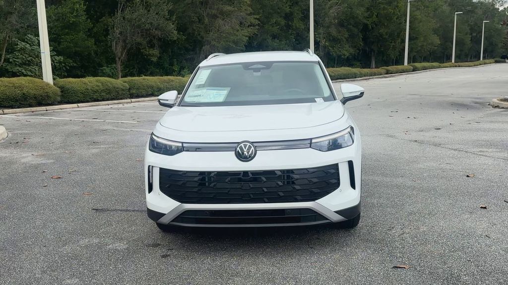 2026 Volkswagen Tiguan S photo 3