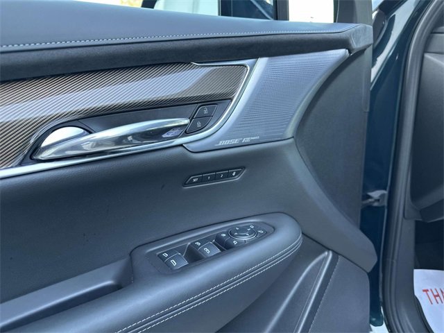 2025 Cadillac XT6 Premium Luxury photo 13