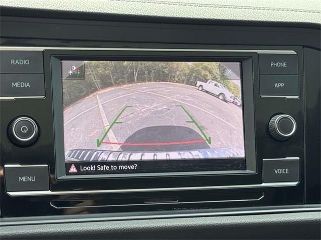 2023 Volkswagen Jetta 1.5T SE photo 2