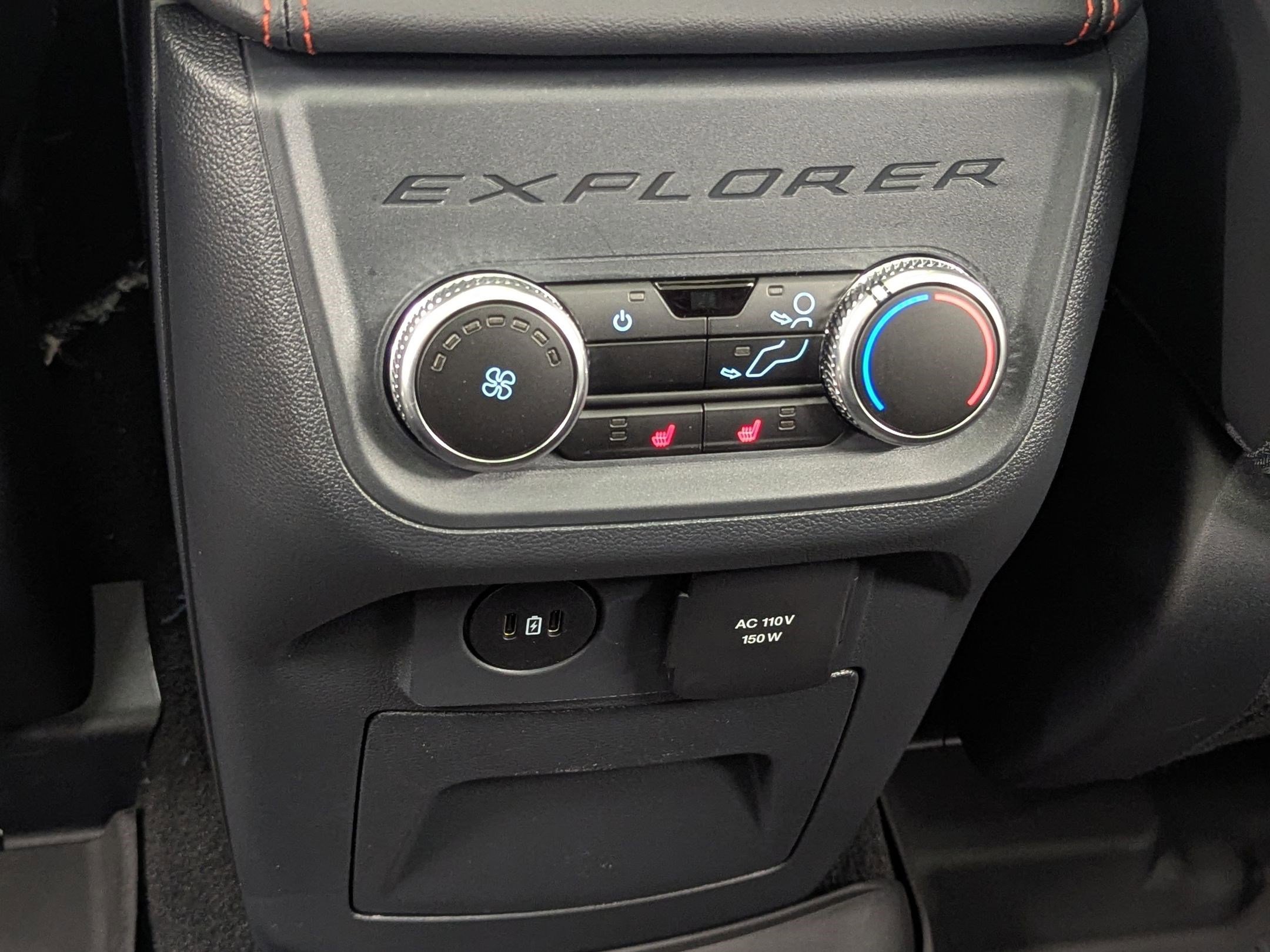 2025 Ford Explorer ST photo 20