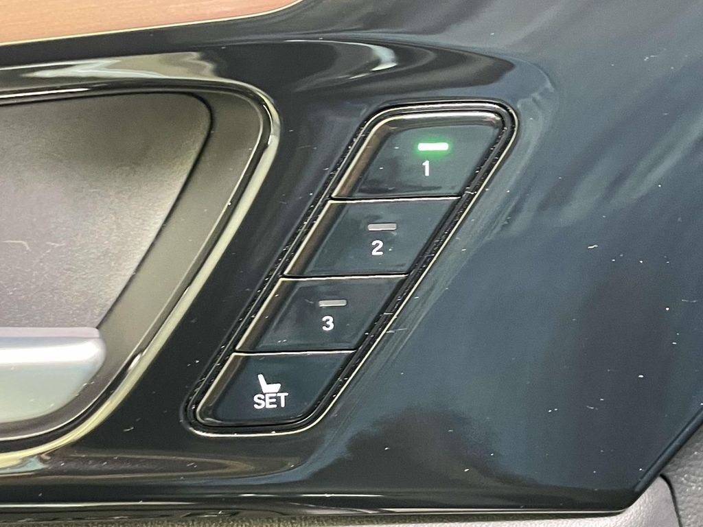 2022 Acura MDX Technology photo 37