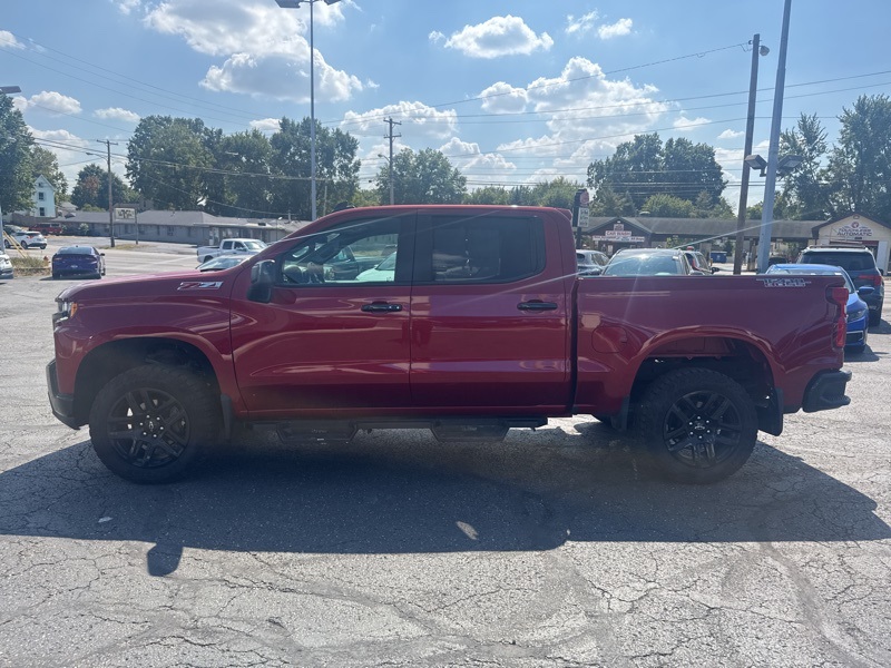 2022 Chevrolet Silverado 1500 LT Trail Boss photo 2