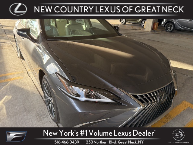 2025 Lexus ES 350's photo