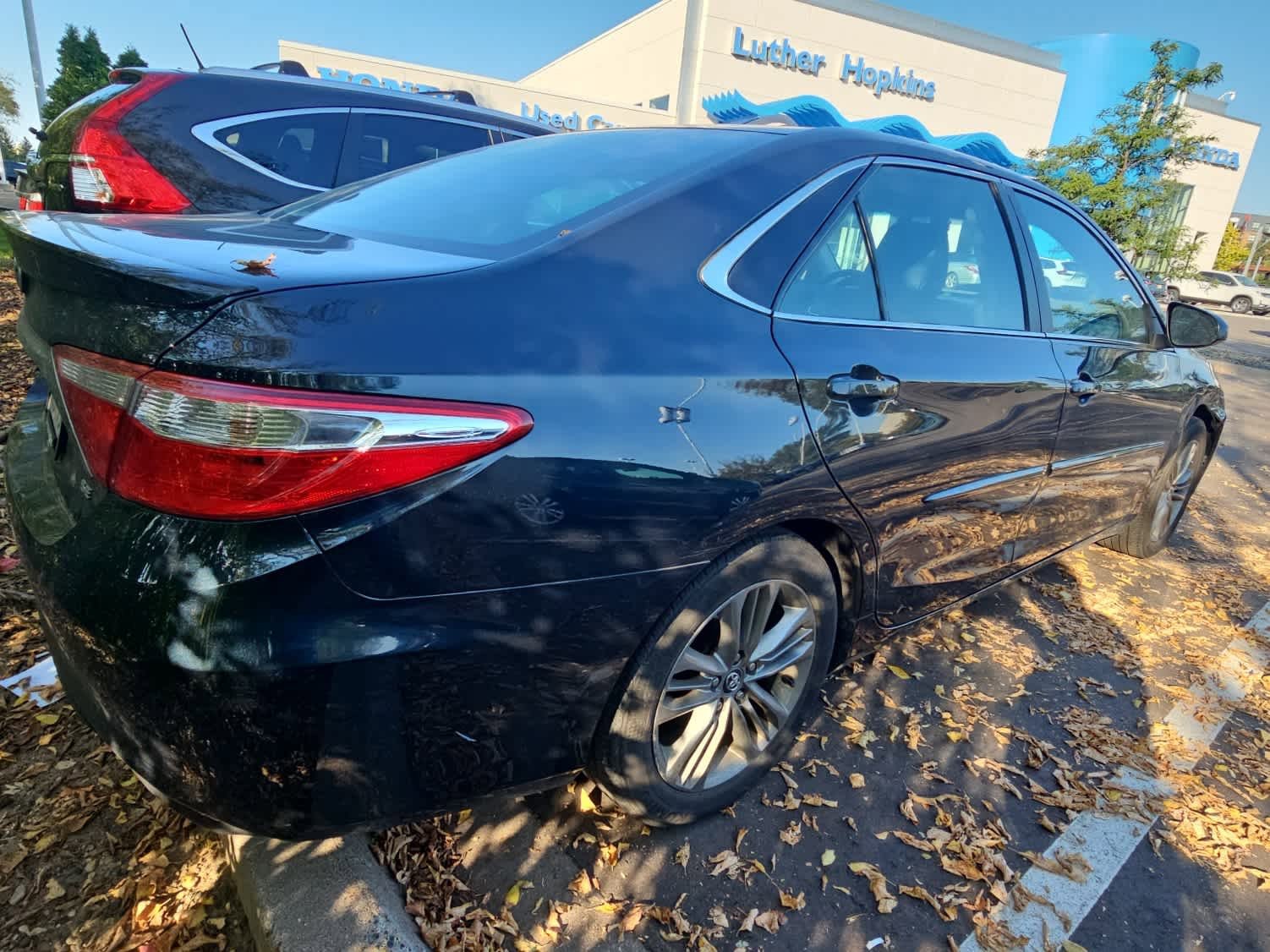 Used 2017 Toyota Camry SE with VIN 4T1BF1FK6HU754364 for sale in Hopkins, Minnesota
