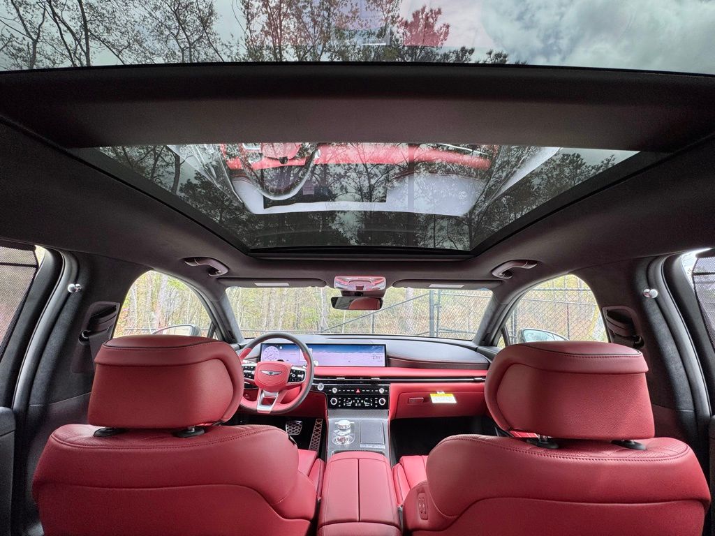 2025 Genesis G80 3.5T Sport Prestige photo 2
