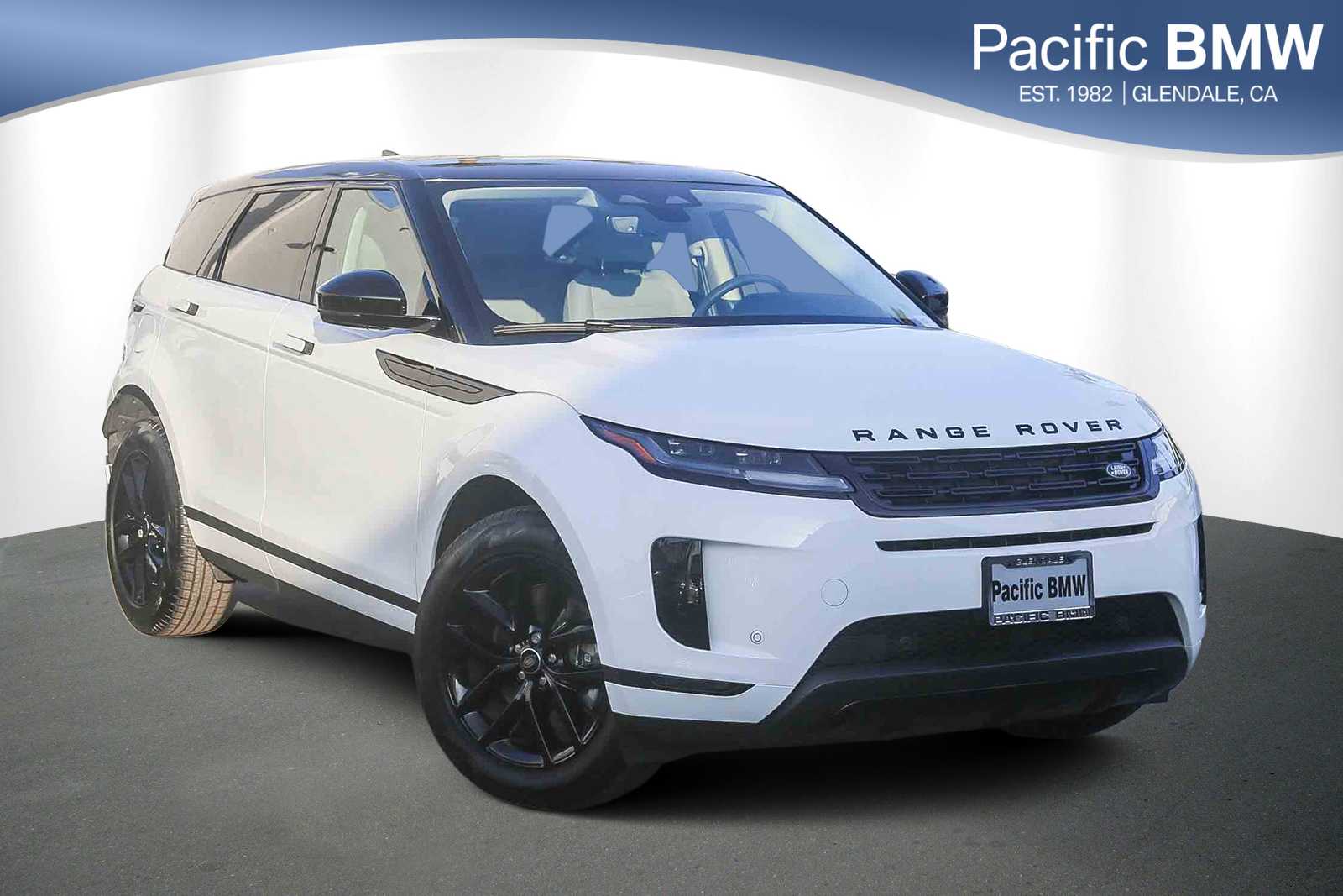2025 Land Rover Range Rover Evoque S's photo