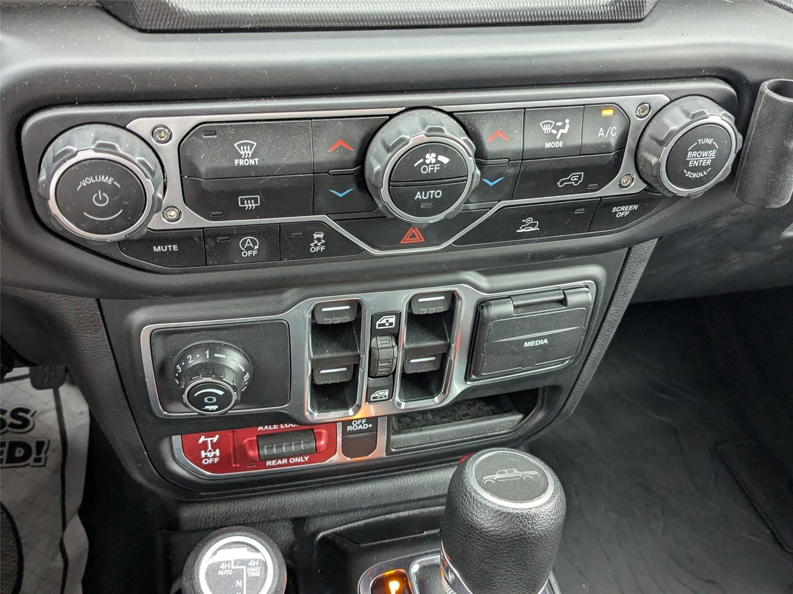 2021 Jeep Gladiator Mojave photo 21