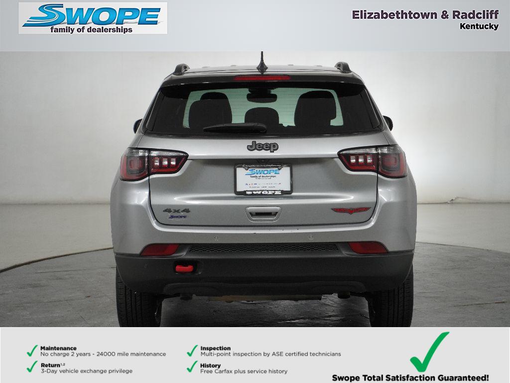 2023 Jeep Compass Trailhawk photo 4