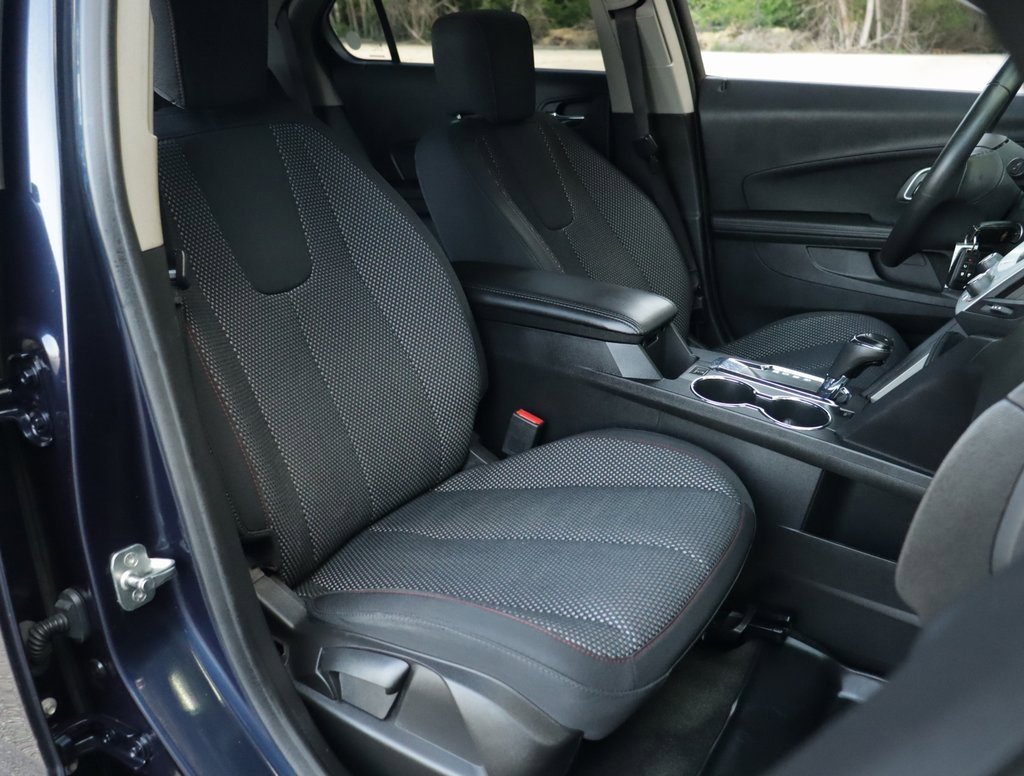 2017 Chevrolet Equinox LT photo 27