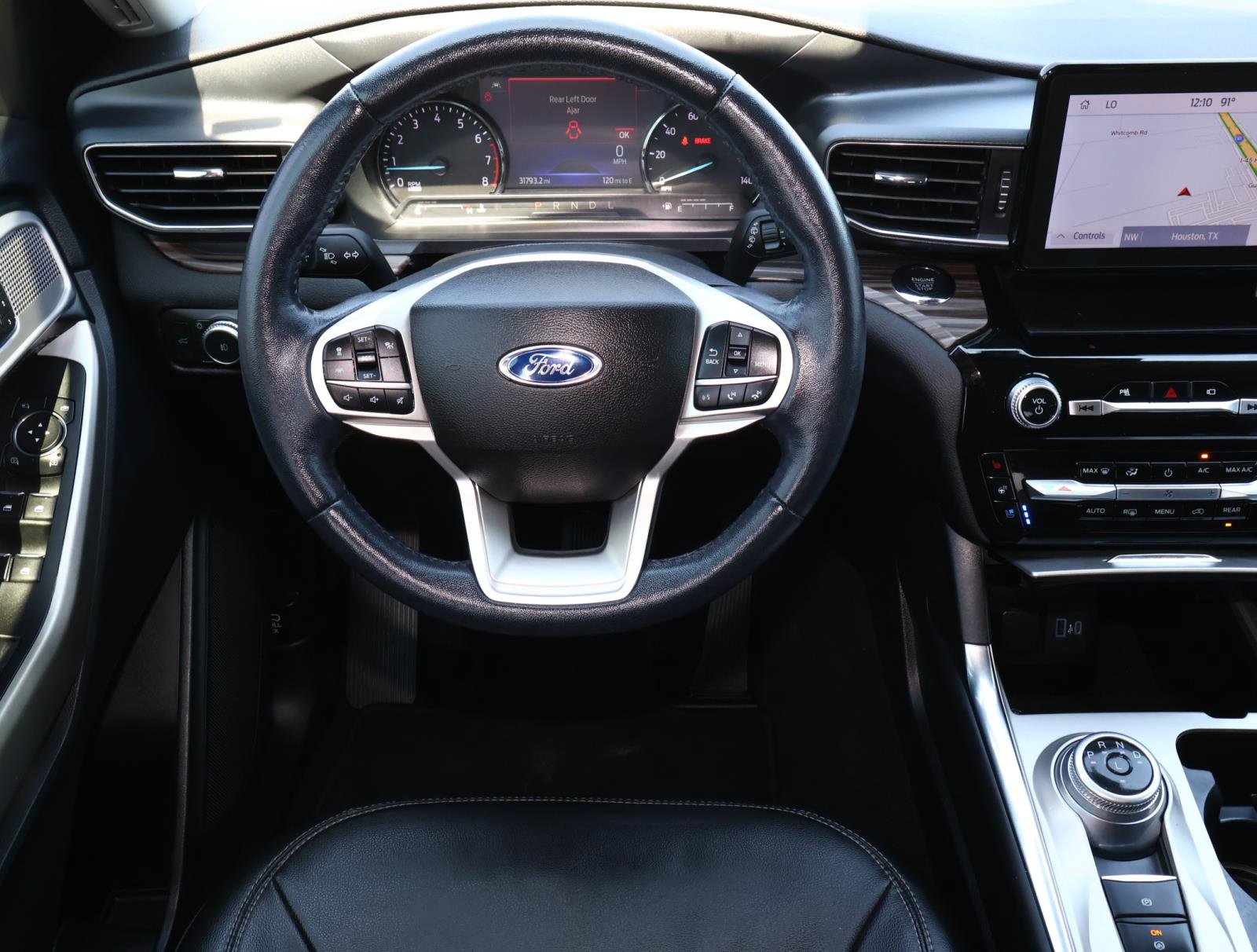 2022 Ford Explorer Limited photo 9