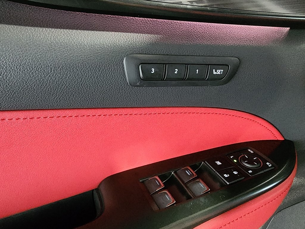 2025 Lexus NX 450h+ F SPORT photo 12