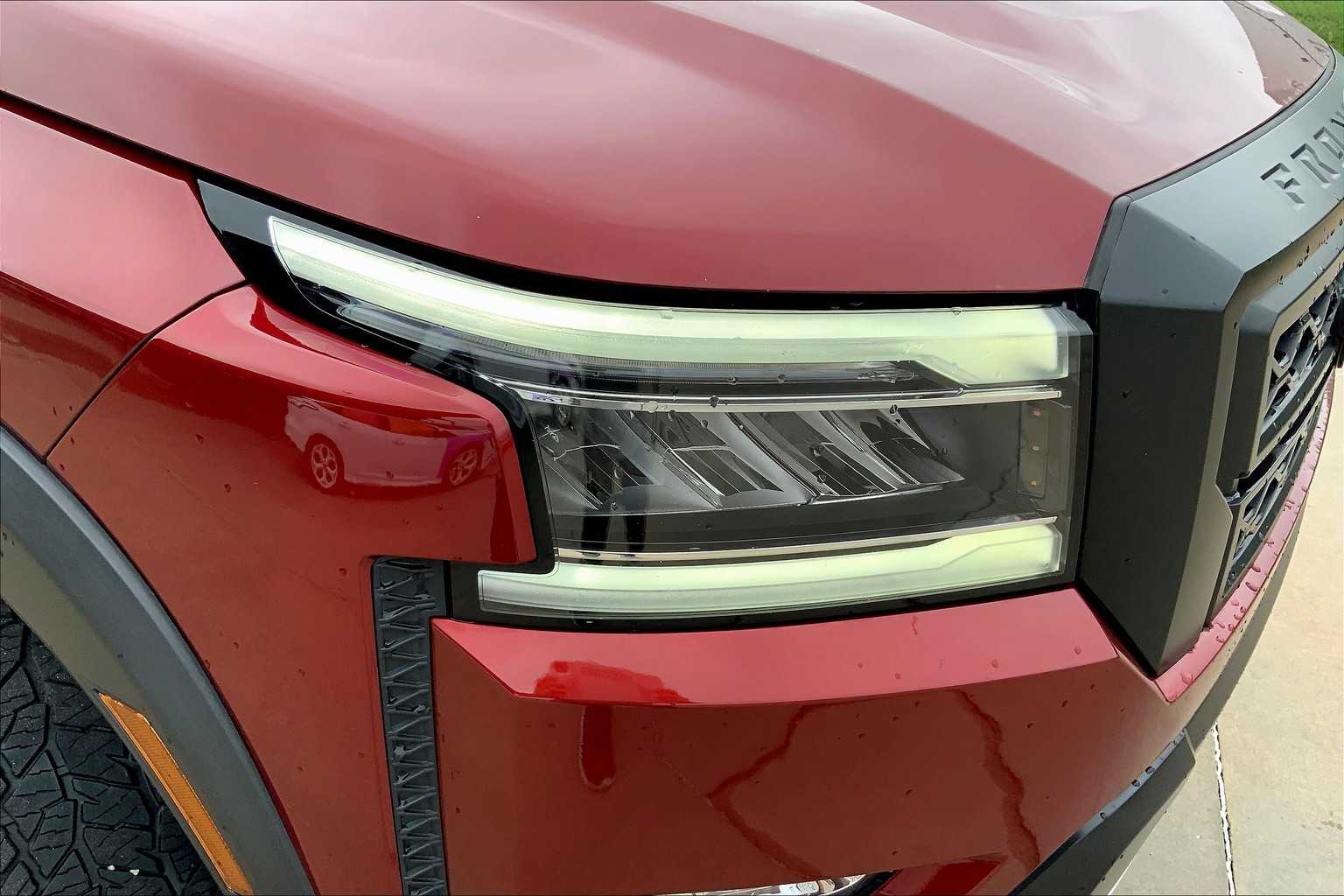 2023 Nissan Frontier PRO-4X photo 24