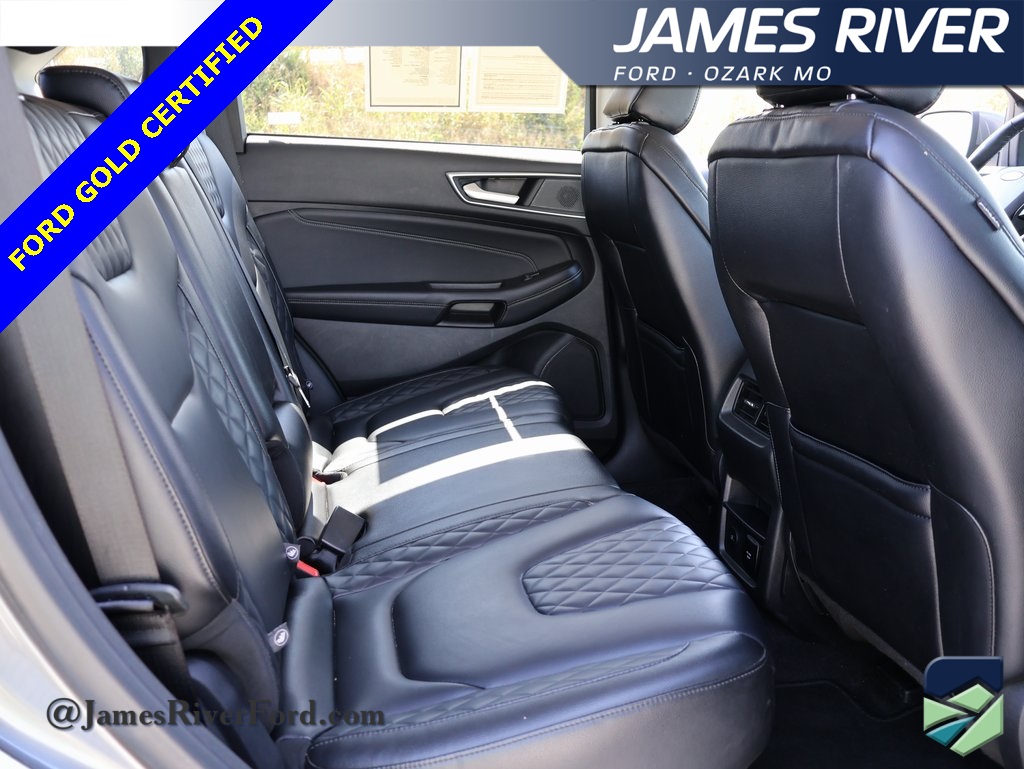2024 Ford Edge Titanium photo 11